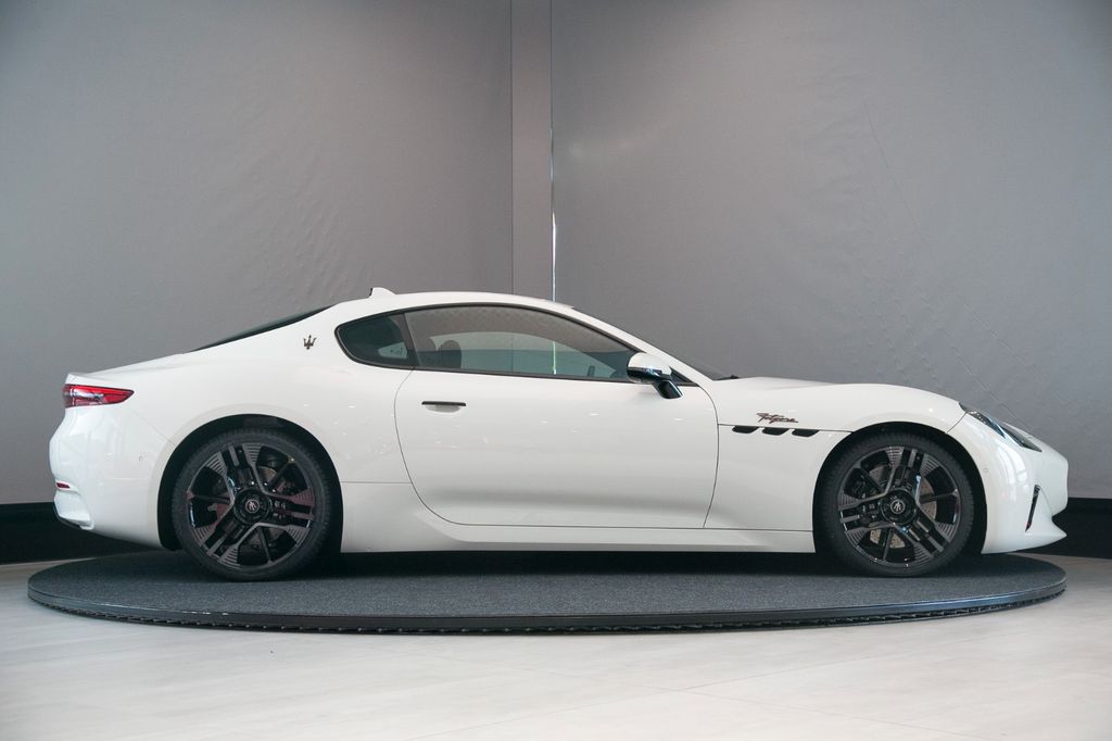 Maserati Granturismo 2024