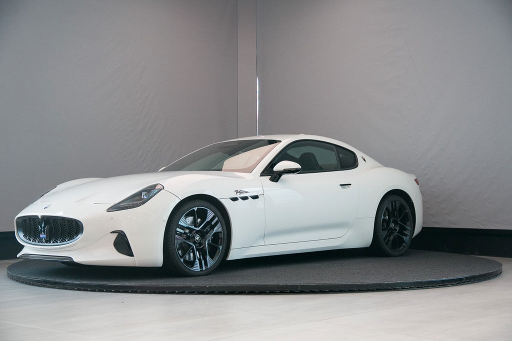 Maserati Granturismo 2024