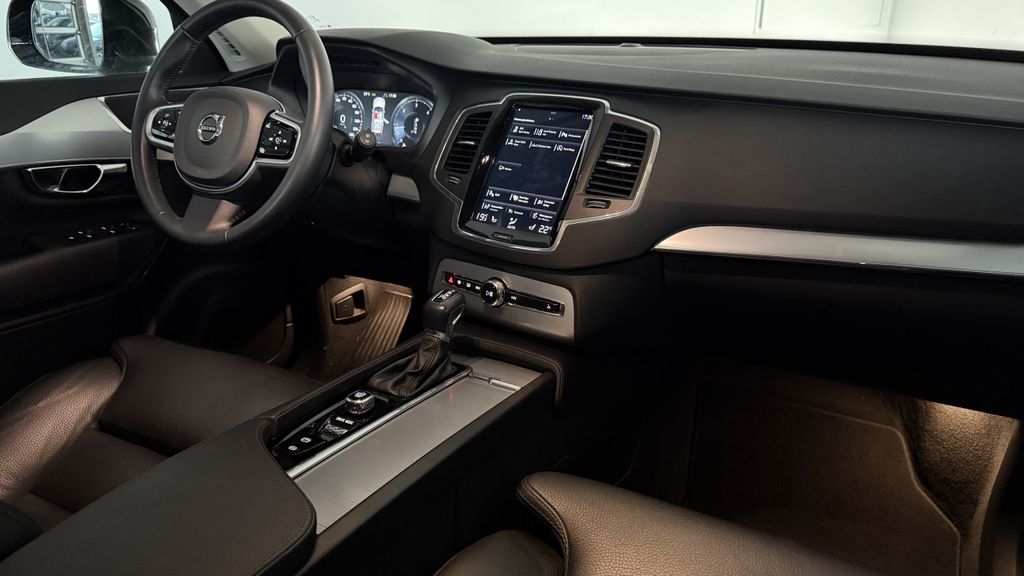 Volvo XC90 2019
