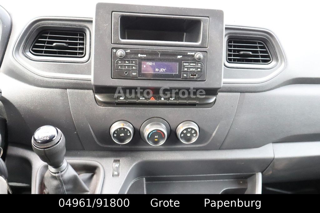 Nissan Interstar 2022