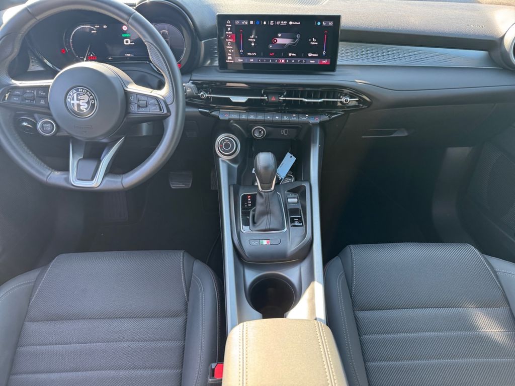 Alfa Romeo Tonale 2023