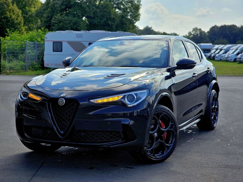 Alfa Romeo Stelvio 2023