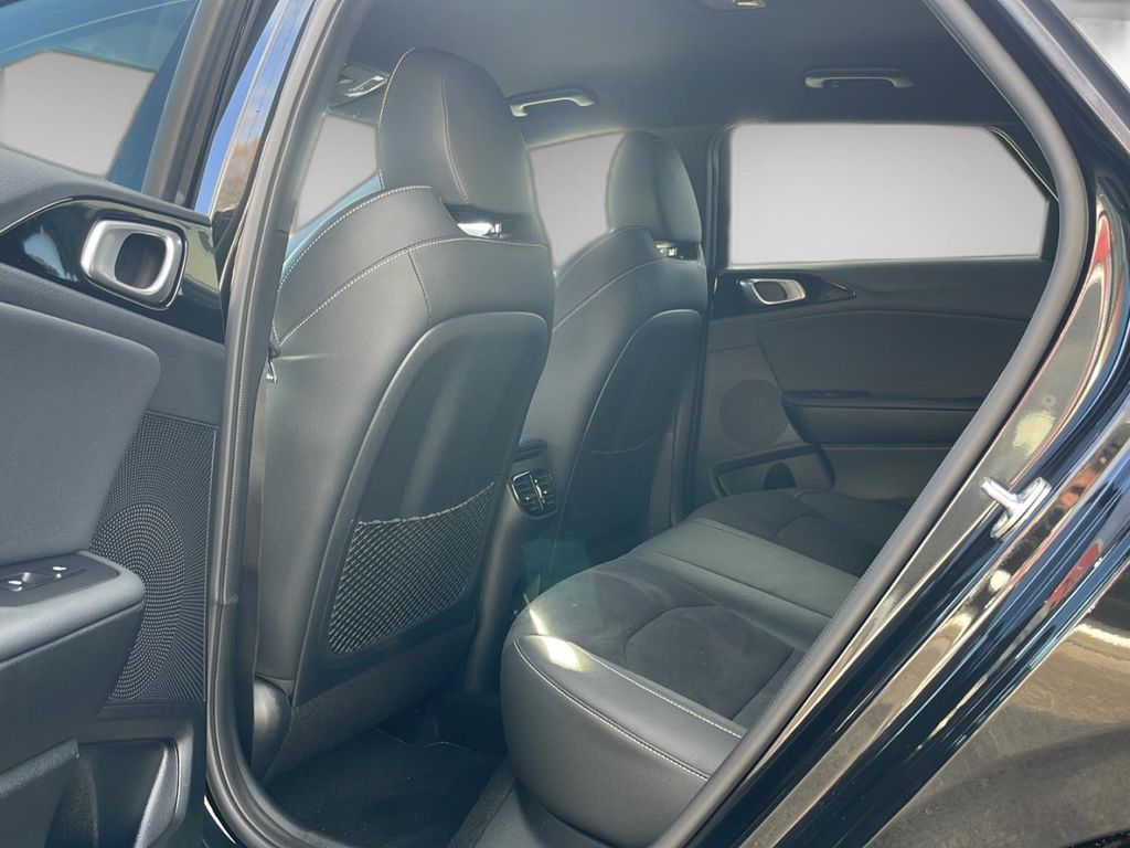 Kia pro cee'd / ProCeed 2024