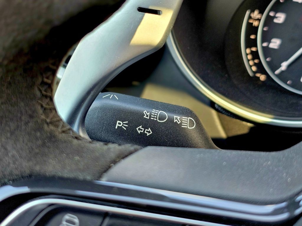 Alfa Romeo Stelvio 2023