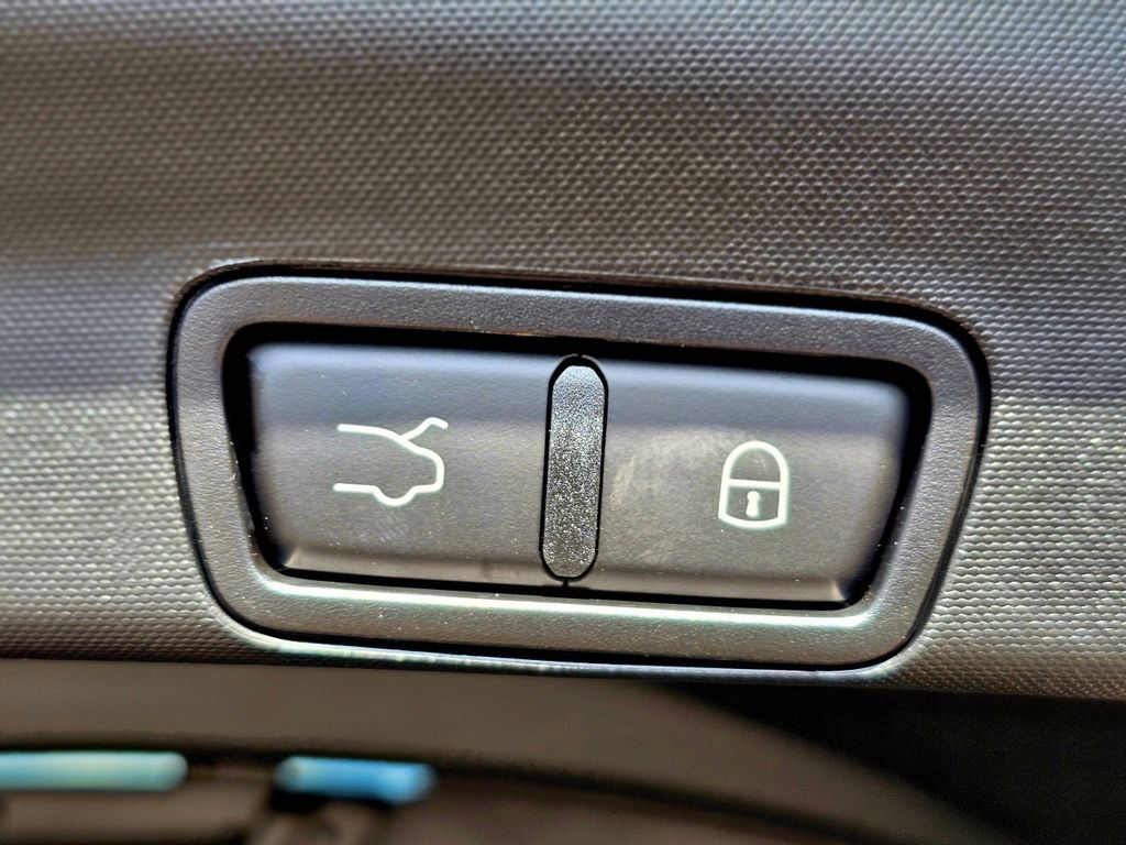 Alfa Romeo Stelvio 2023