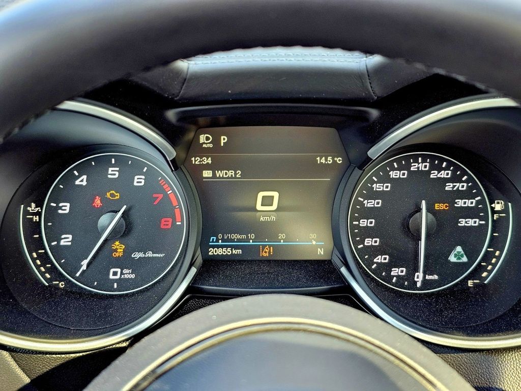 Alfa Romeo Stelvio 2023