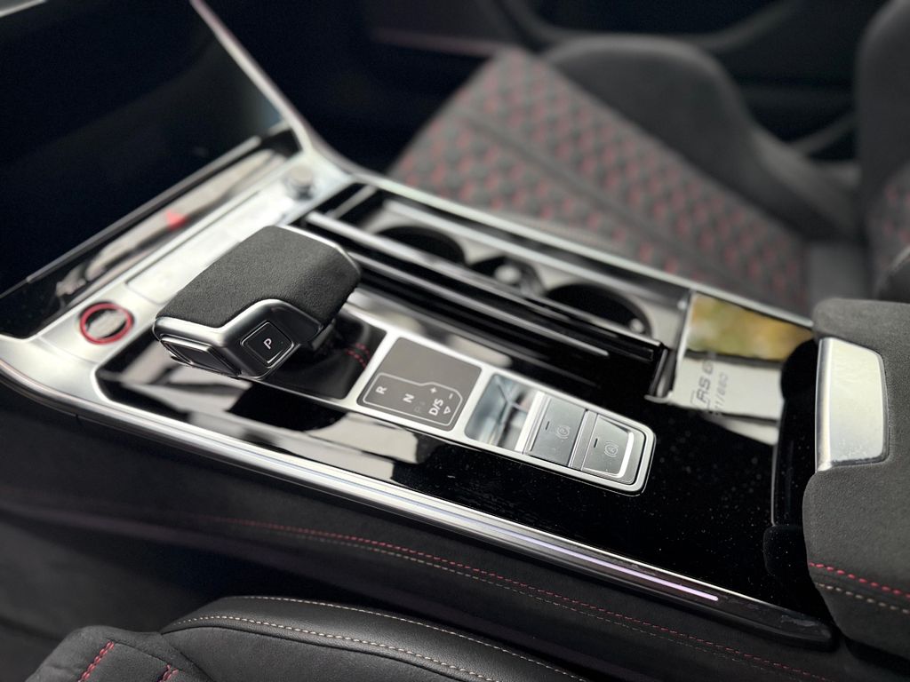 Audi RS6 2024