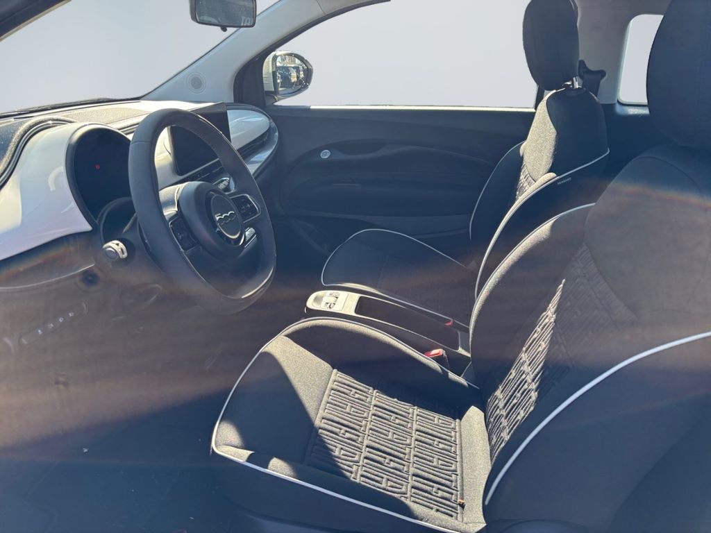 Fiat 500e 2024
