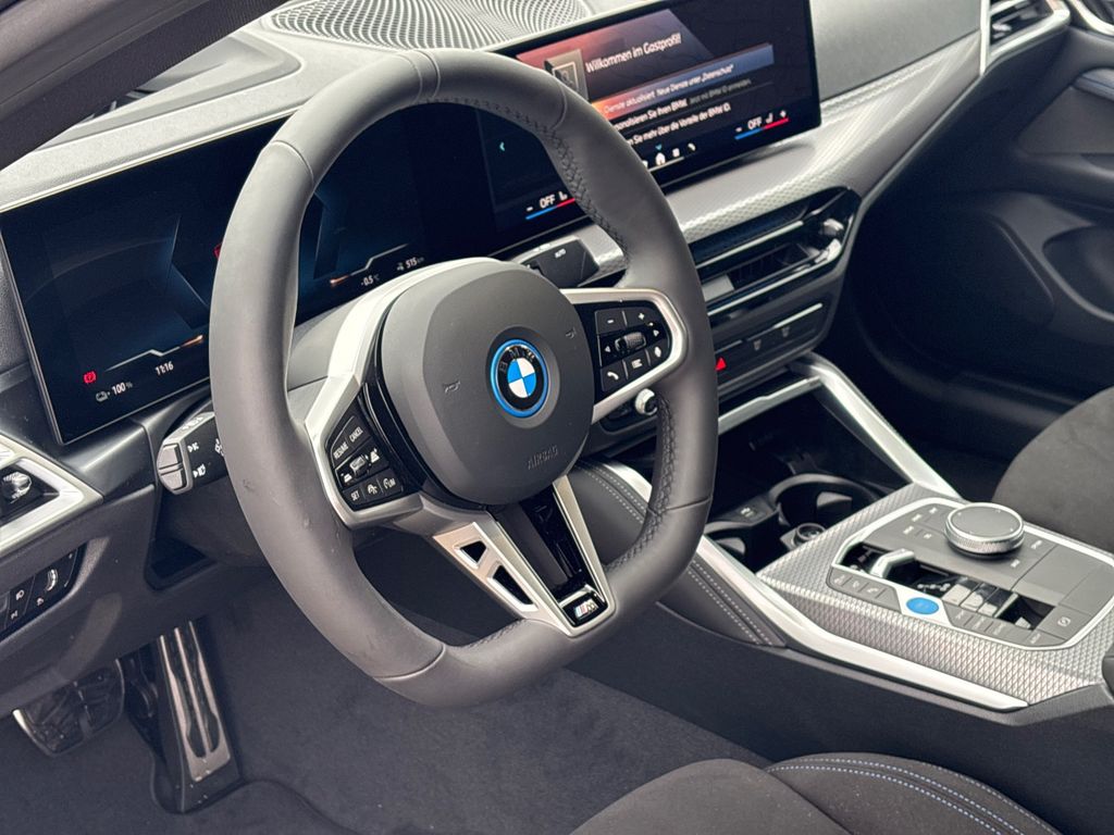 BMW i4 2025