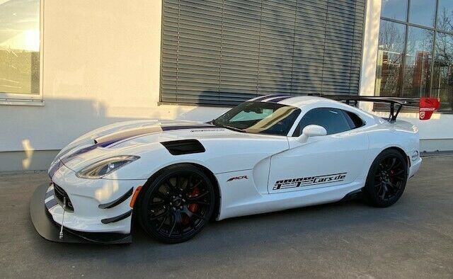 Dodge Viper 2016