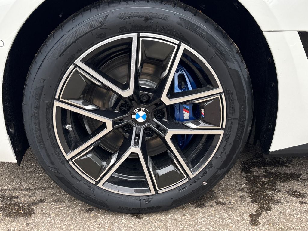 BMW i4 2025