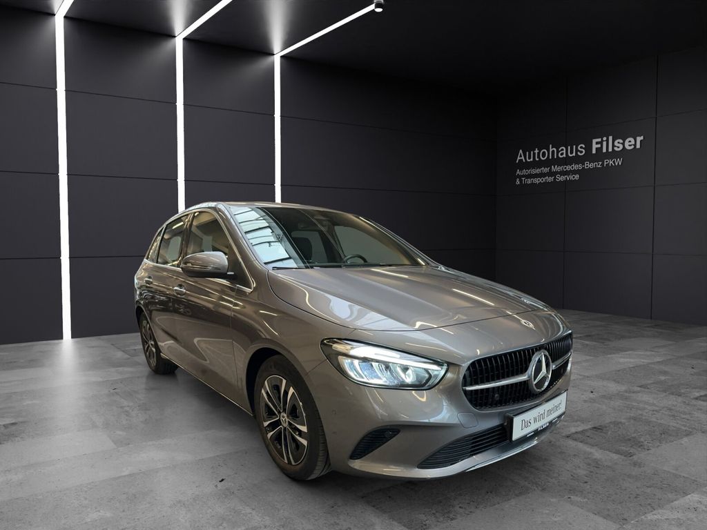 Mercedes-Benz B 180 2023