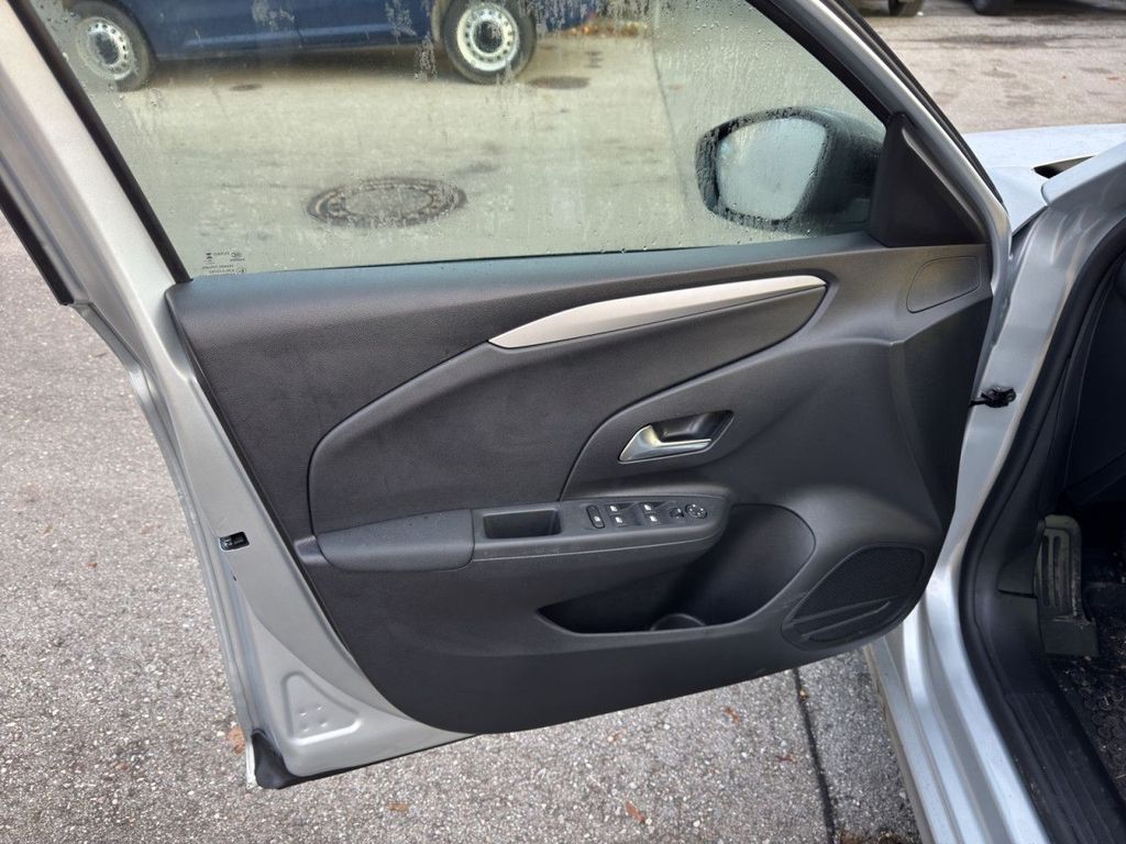 Opel Corsa 2024