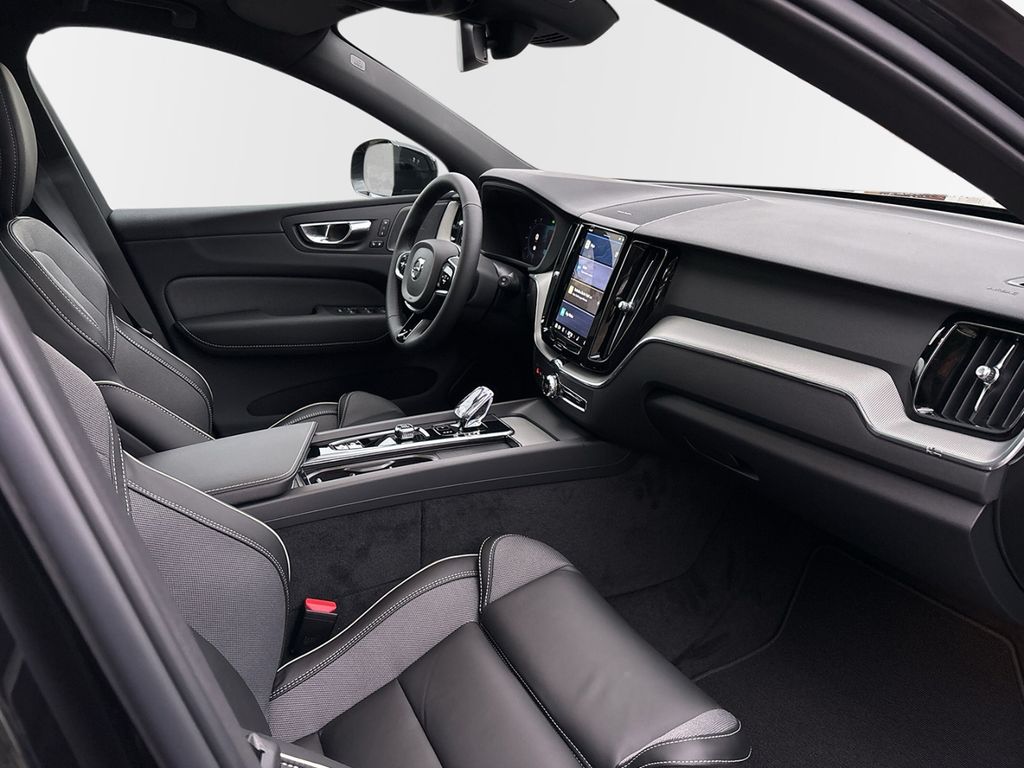 Volvo XC60 2024