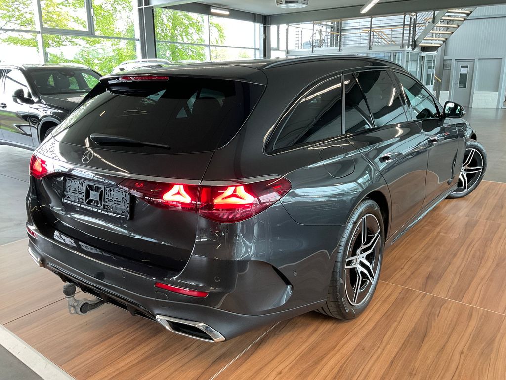 Mercedes-Benz E 220 2024