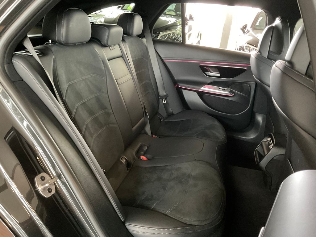 Mercedes-Benz E 220 2024