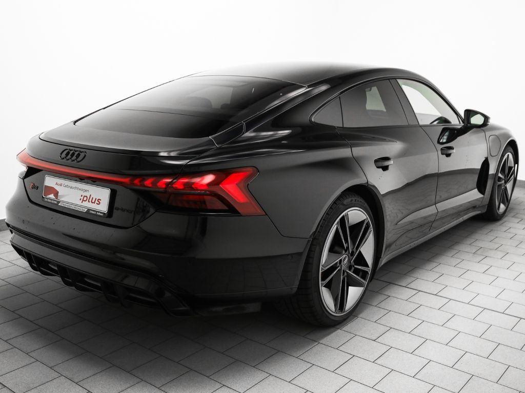 Audi RS e-tron GT 2023