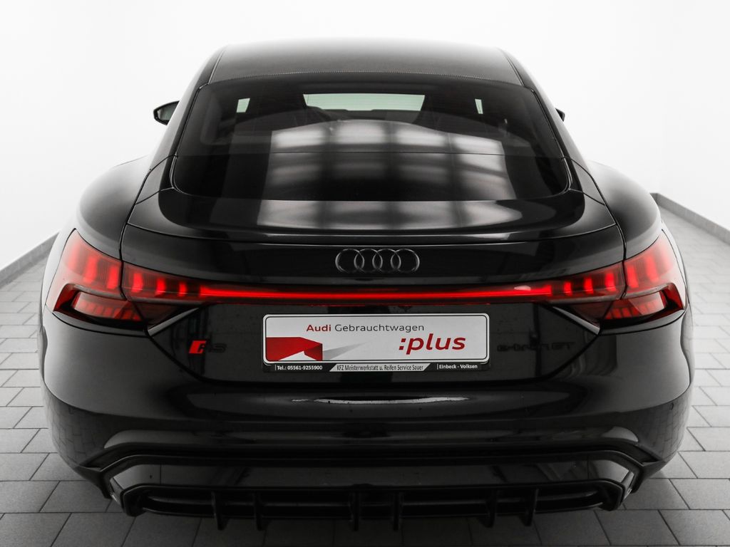 Audi RS e-tron GT 2023