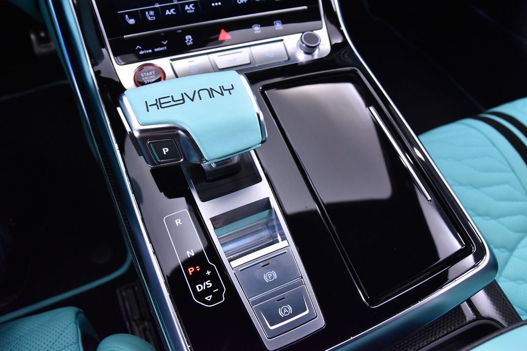Audi RSQ8 2023