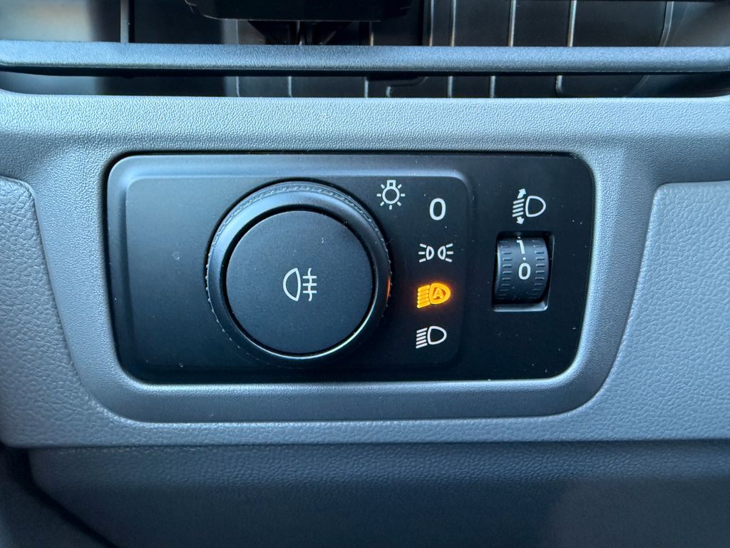 Volkswagen T7 Transporter 2025