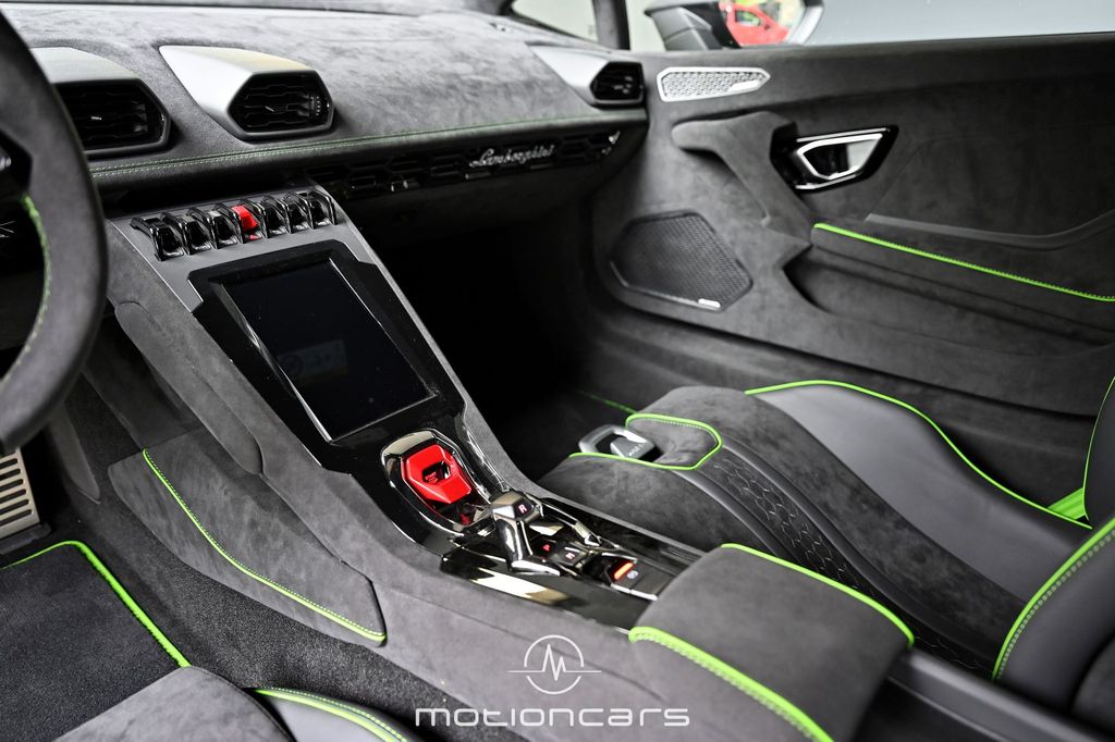 Lamborghini Huracán 2023