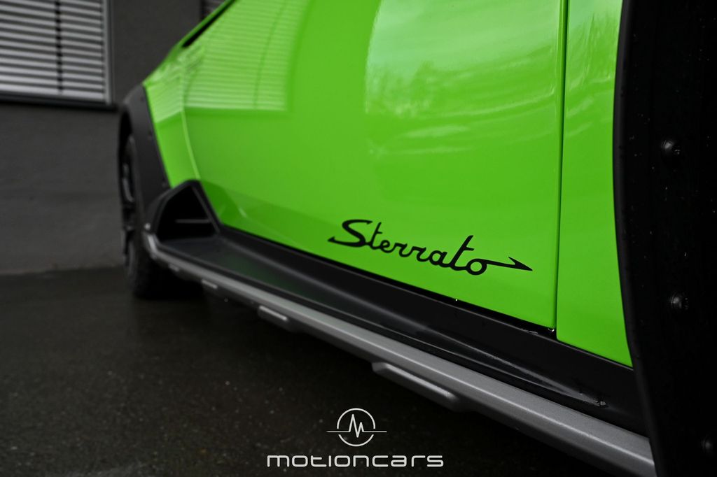 Lamborghini Huracán 2023