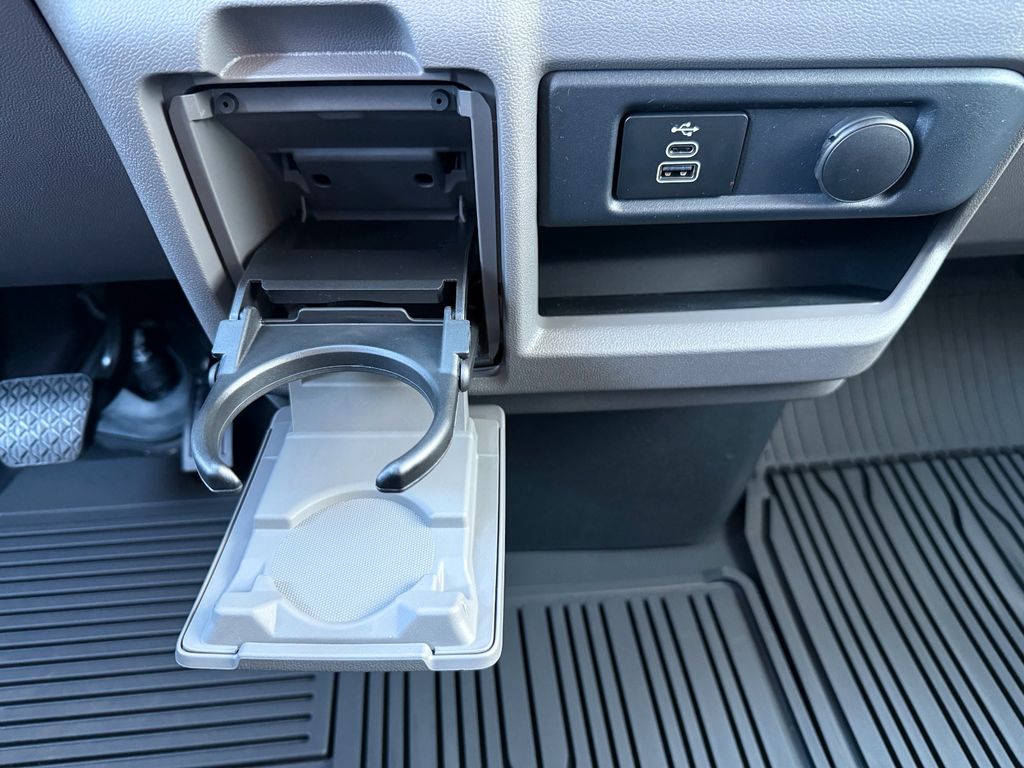 Volkswagen T7 Transporter 2025