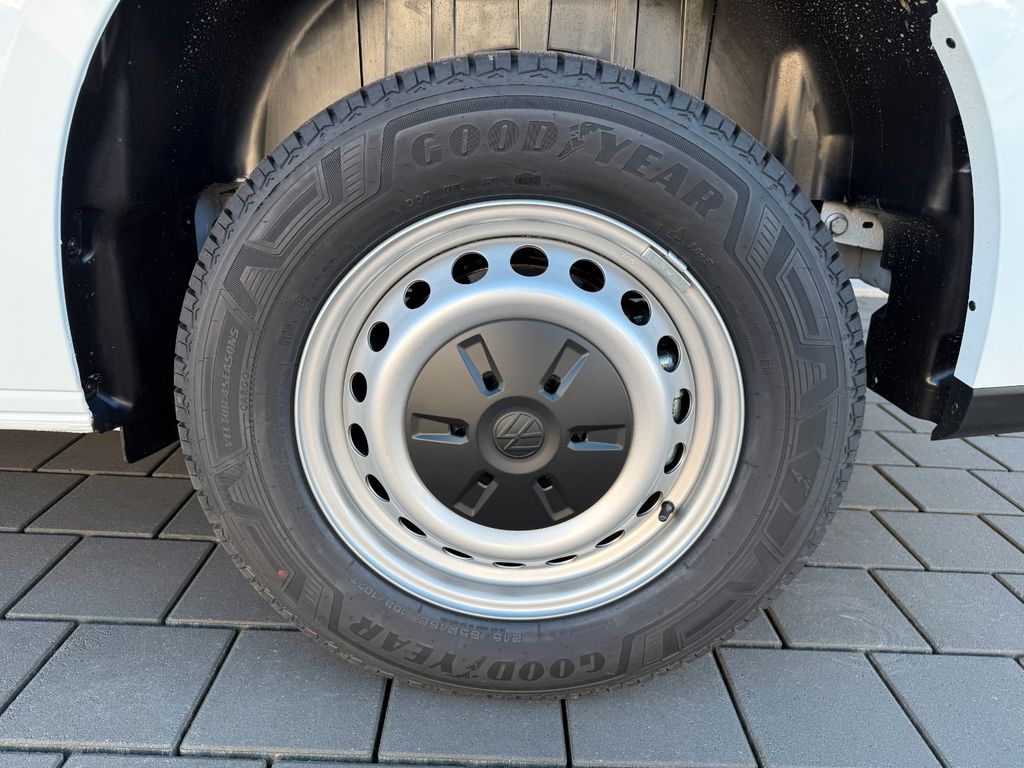 Volkswagen T7 Transporter 2025