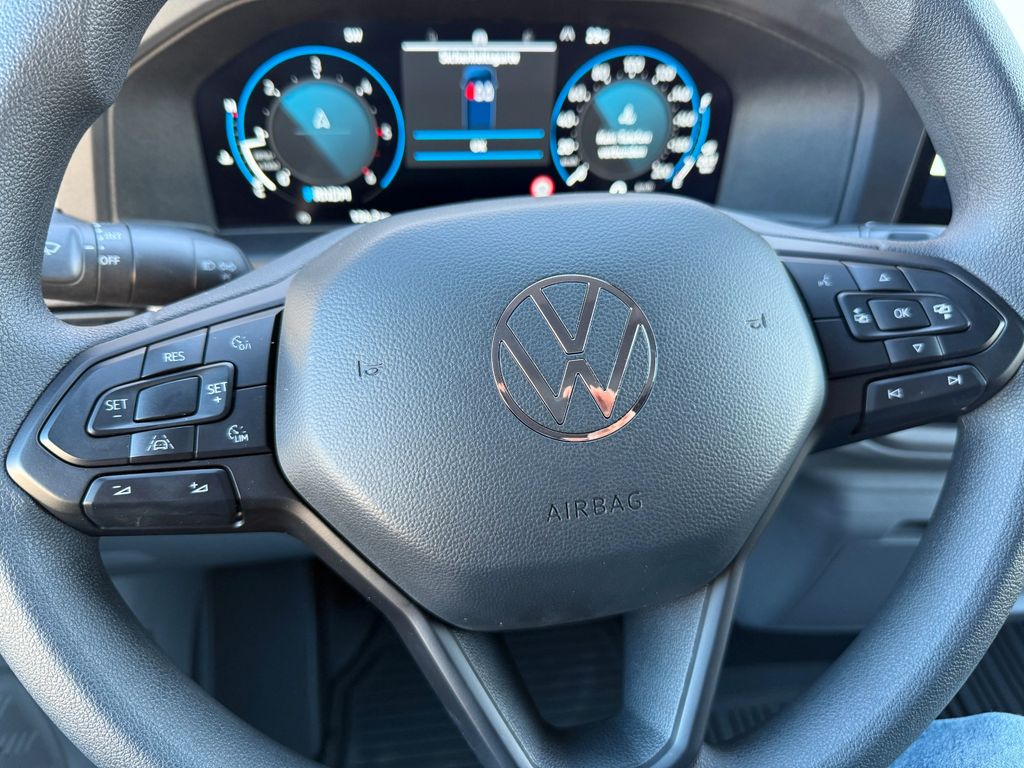 Volkswagen T7 Transporter 2025