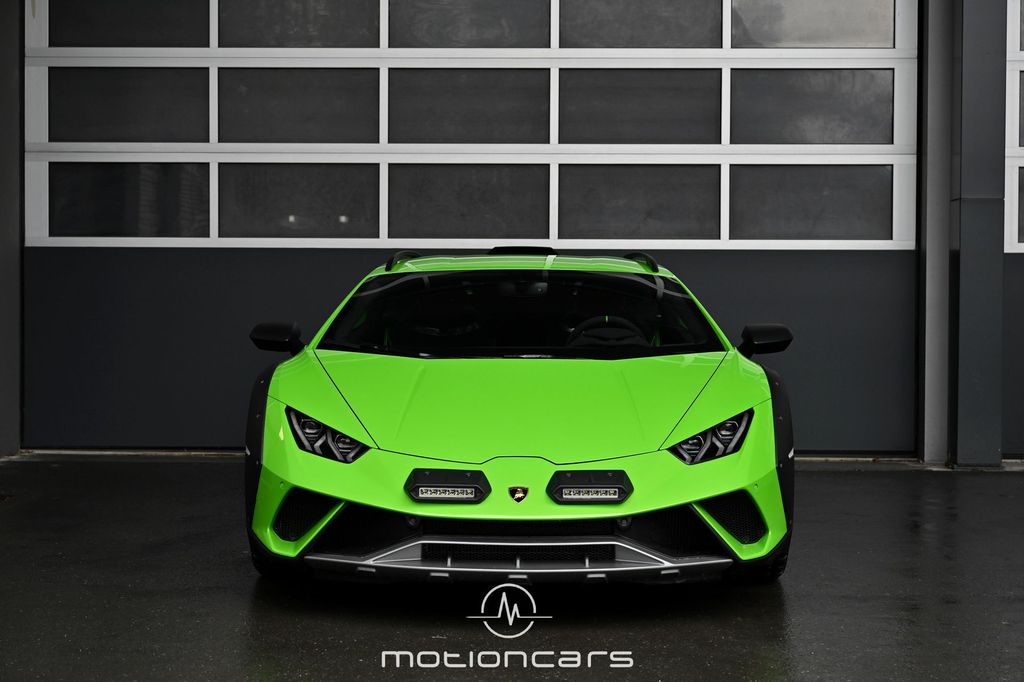 Lamborghini Huracán 2023
