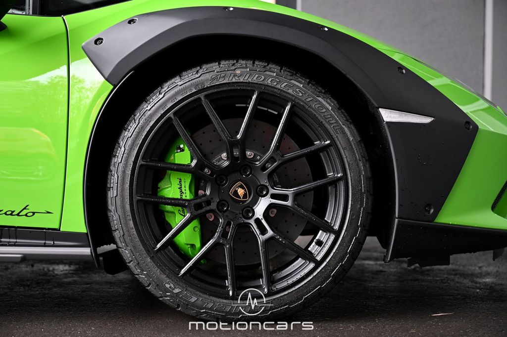 Lamborghini Huracán 2023