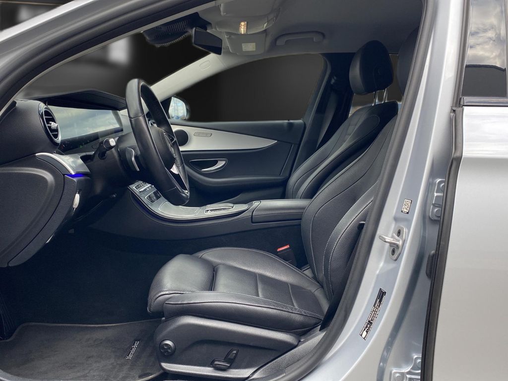Mercedes-Benz E 300 2021