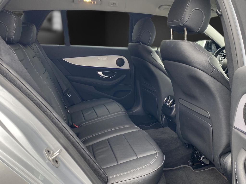 Mercedes-Benz E 300 2021