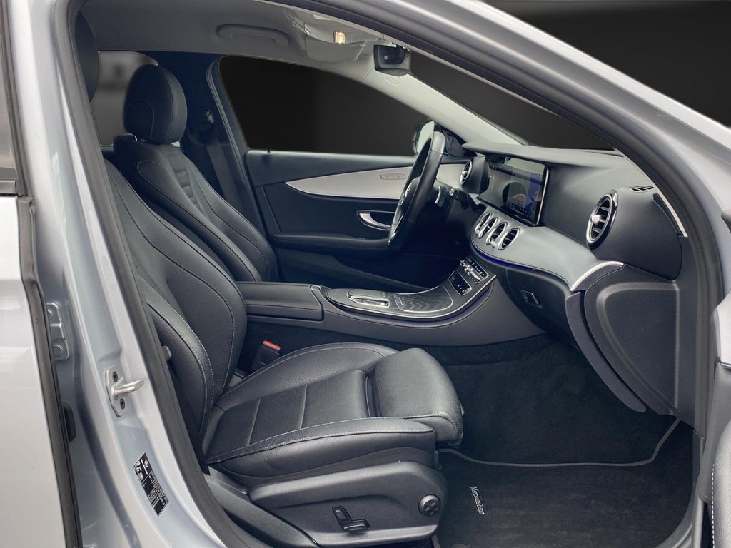 Mercedes-Benz E 300 2021