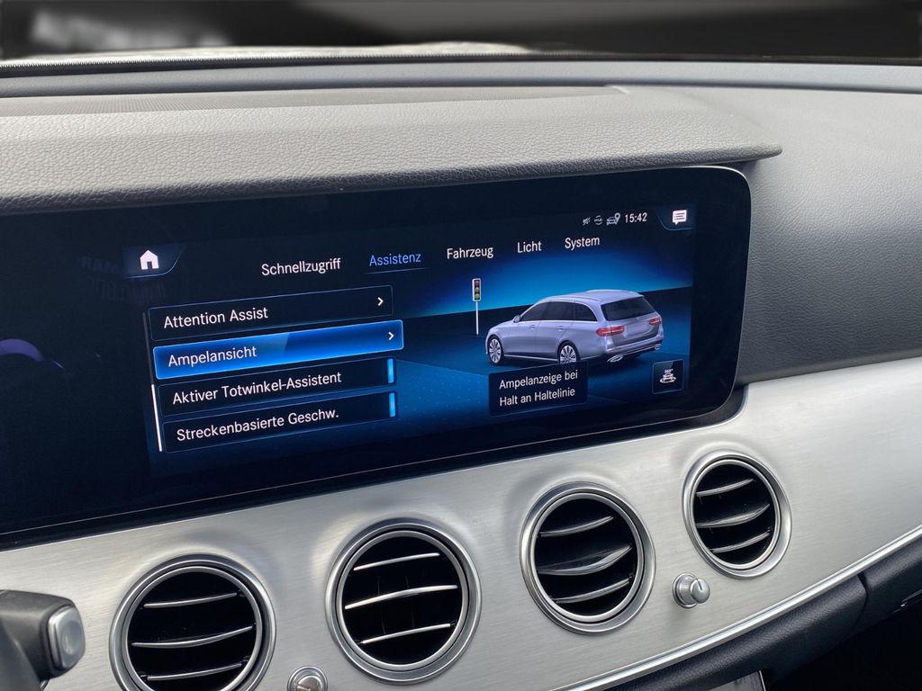 Mercedes-Benz E 300 2021