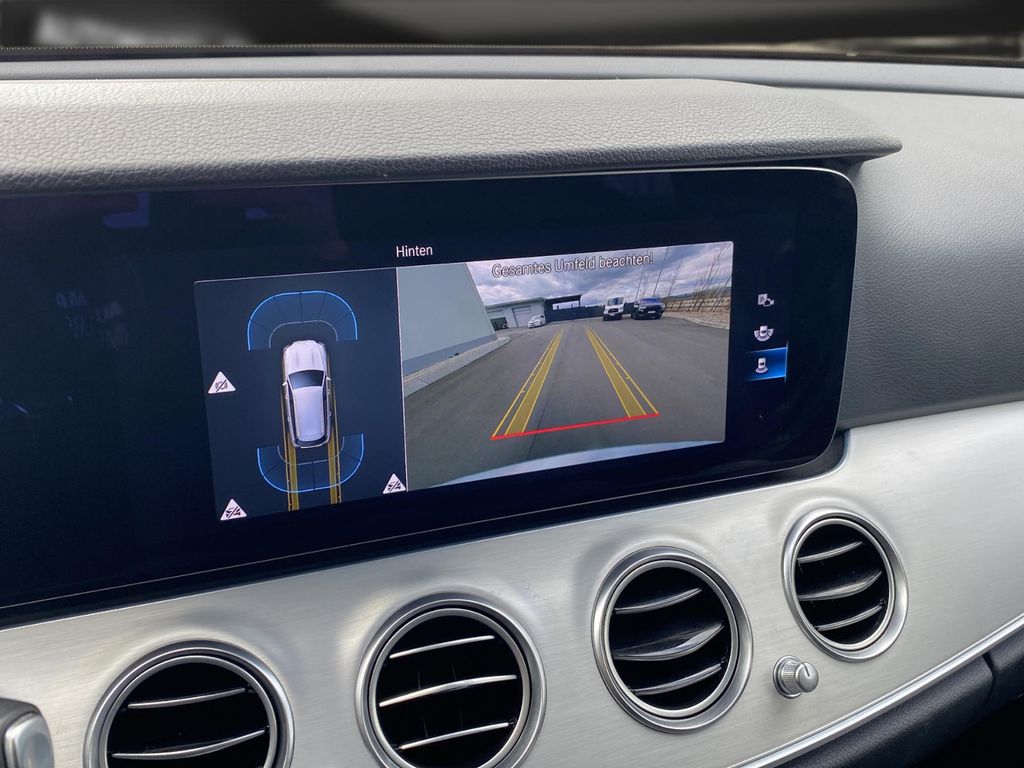 Mercedes-Benz E 300 2021