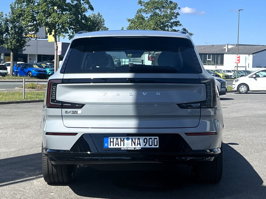 Volvo EX90 2025