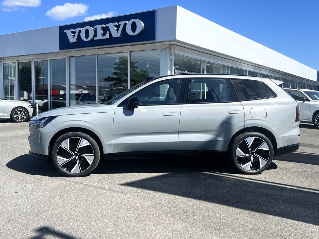 Volvo EX90 2025