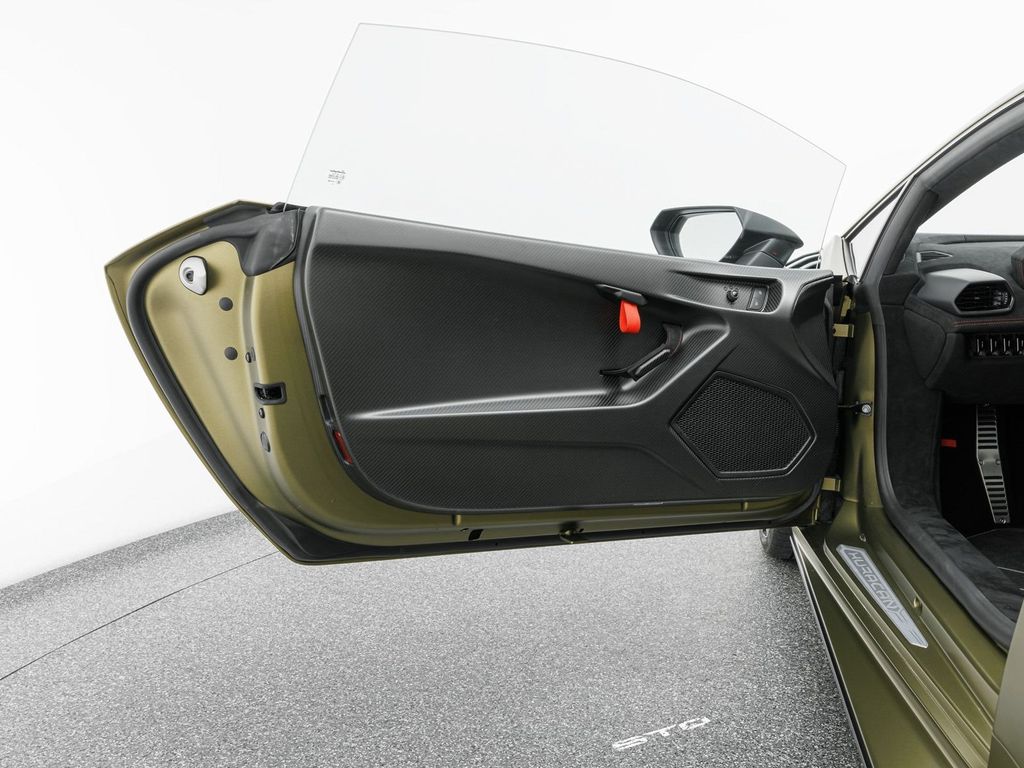 Lamborghini Huracán 2023