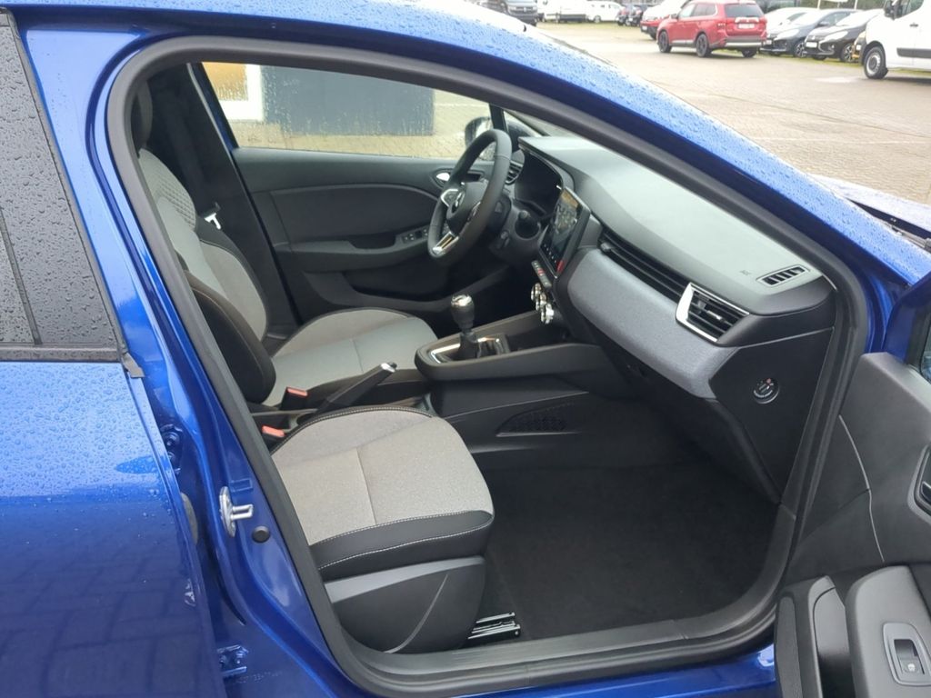 Mitsubishi Colt 2025