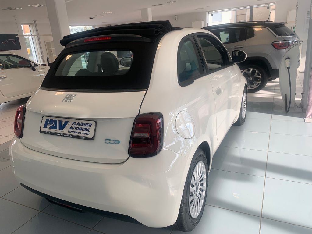 Fiat 500e 2023