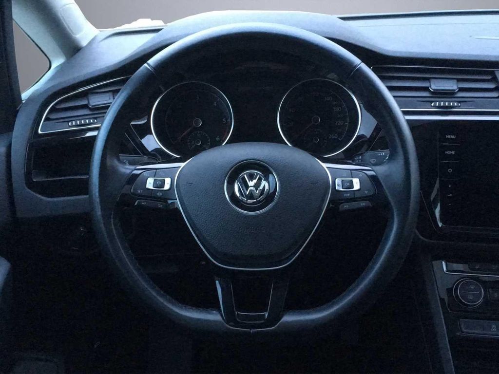 Volkswagen Touran 2019