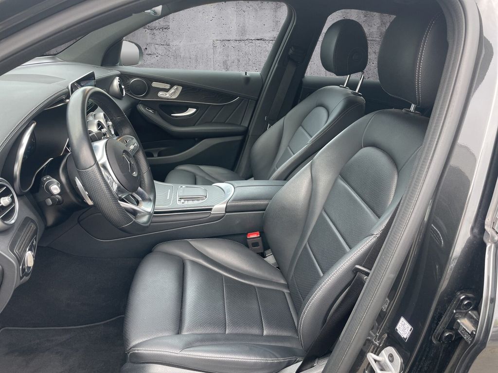 Mercedes-Benz GLC 300 2022