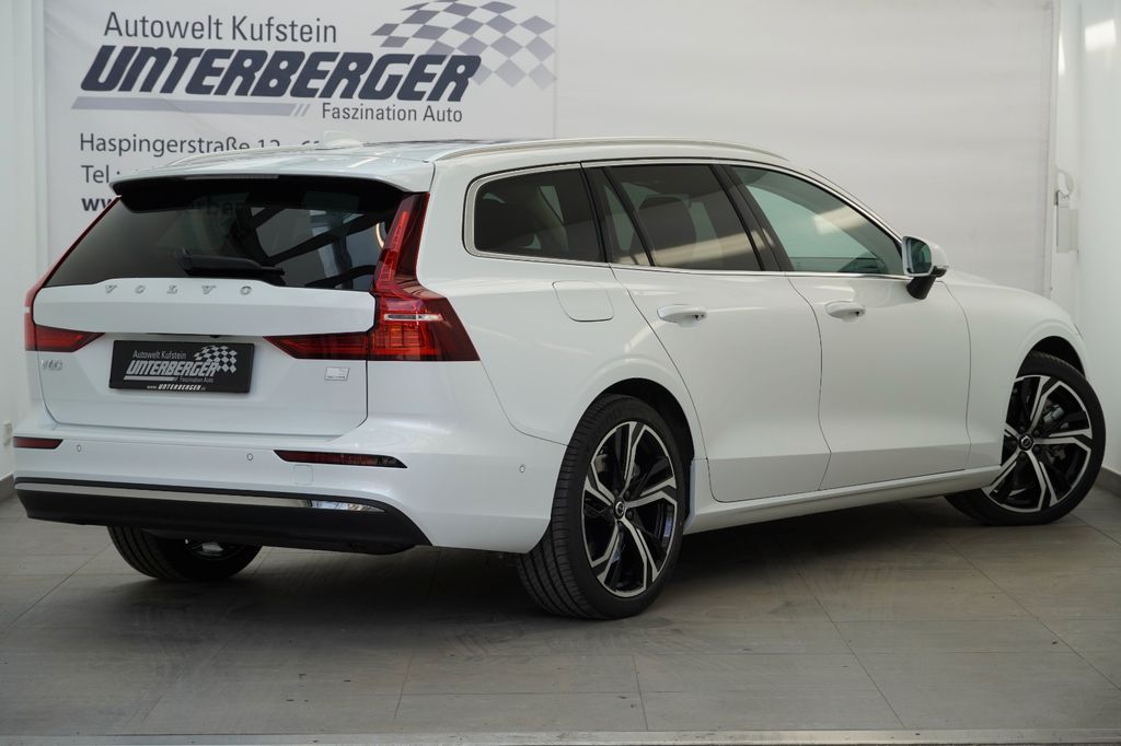 Volvo V60 2024
