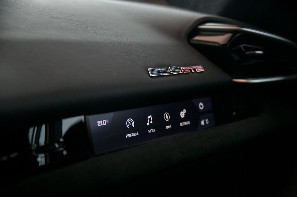 Ferrari 296 GTB 2022