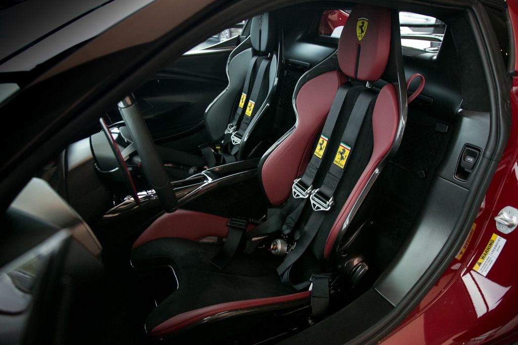 Ferrari 296 GTB 2022