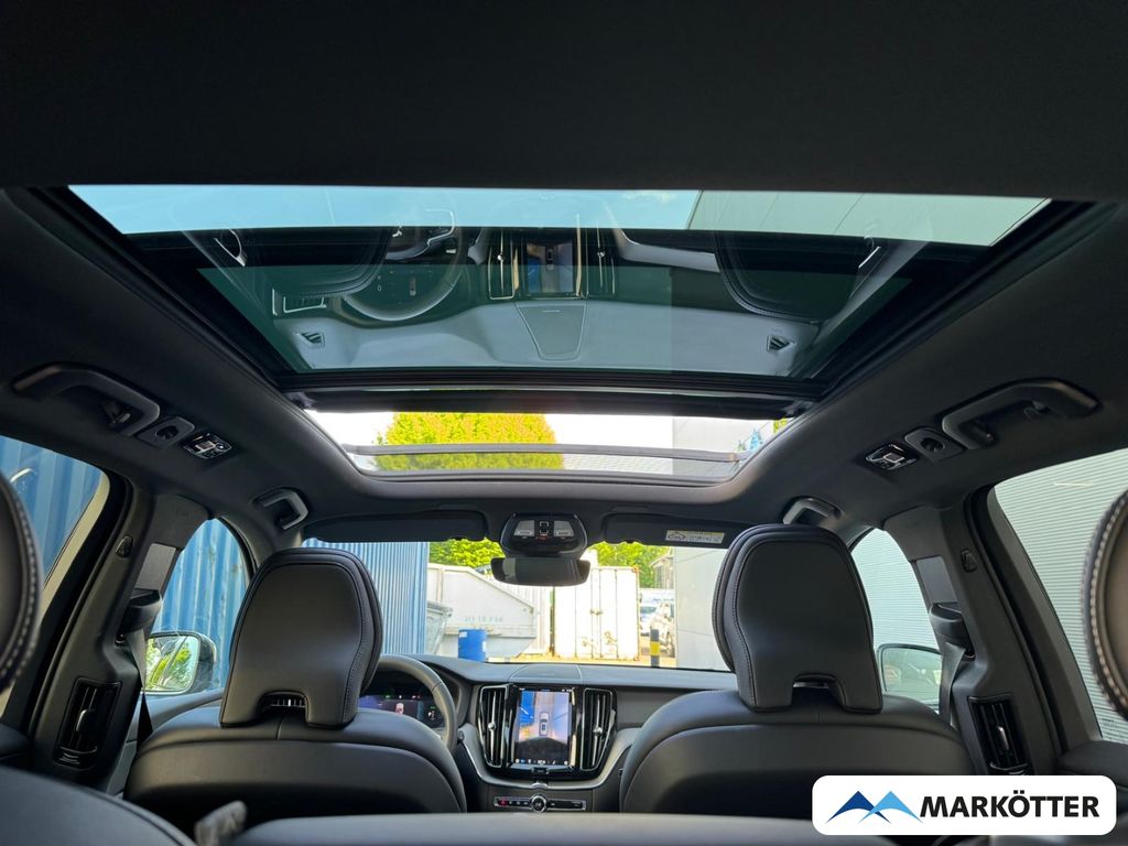 Volvo XC60 2025