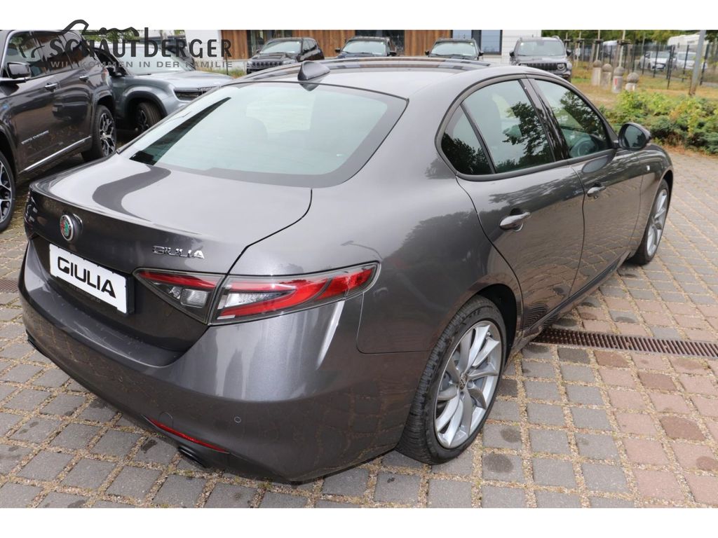 Alfa Romeo Giulia 2023