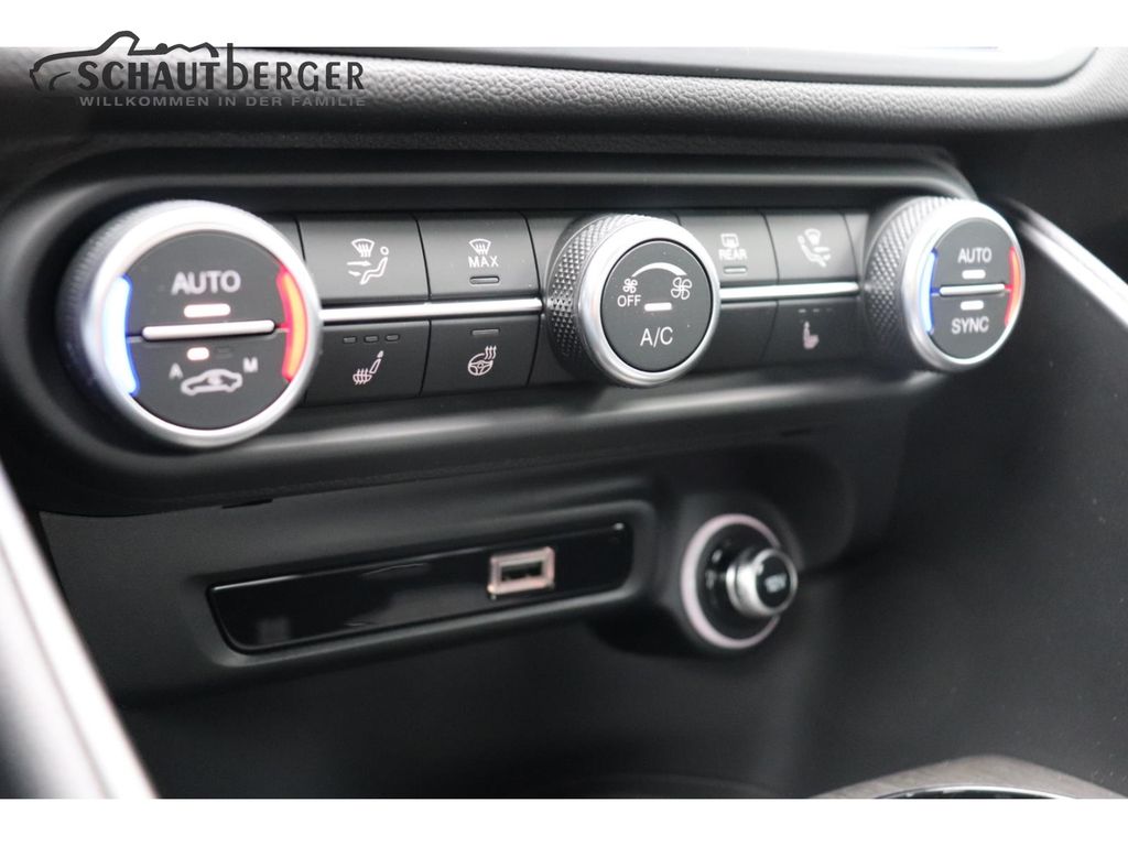 Alfa Romeo Giulia 2023