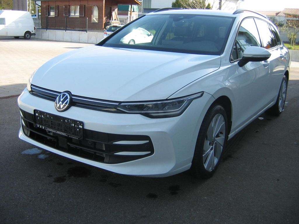 Volkswagen Golf 2024